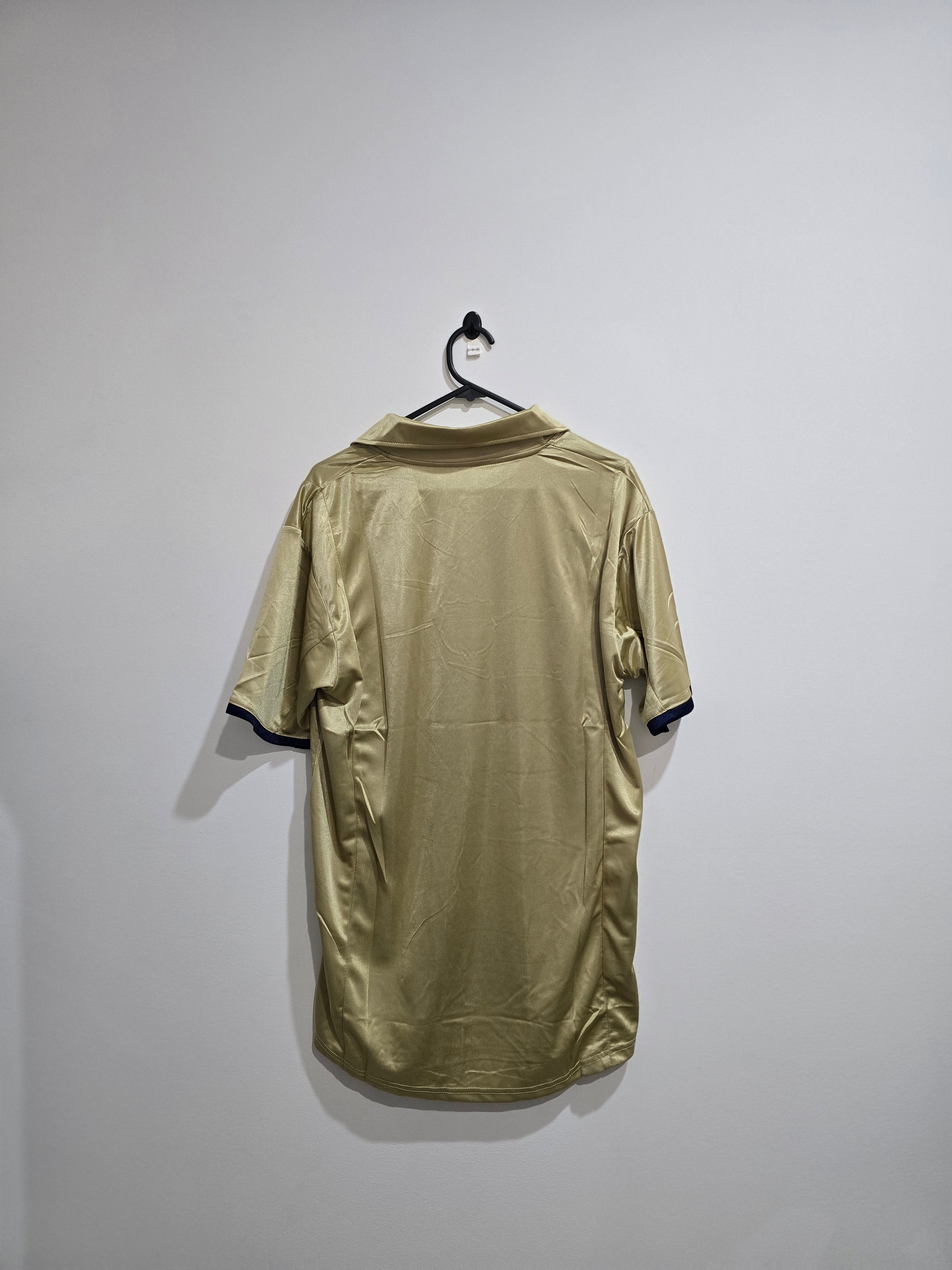 Barcelona 2001/02 Away Jersey