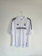 Real madrid 2005/06 Home jersey #9 Ronaldo Nazario Retro