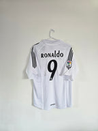 Real madrid 2005/06 Home jersey #9 Ronaldo Nazario Retro