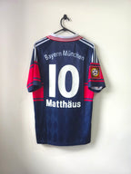 Bayern 1997/99 Home Retro Jersey #10 Matthaus