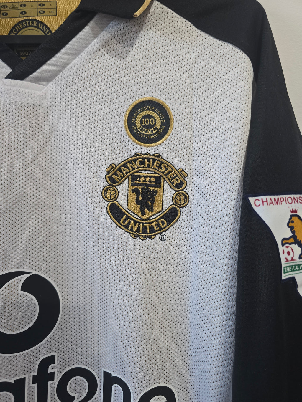 Umbro Manchester United 2001-02 centenary away/third reversible football jersey #7 Beckham