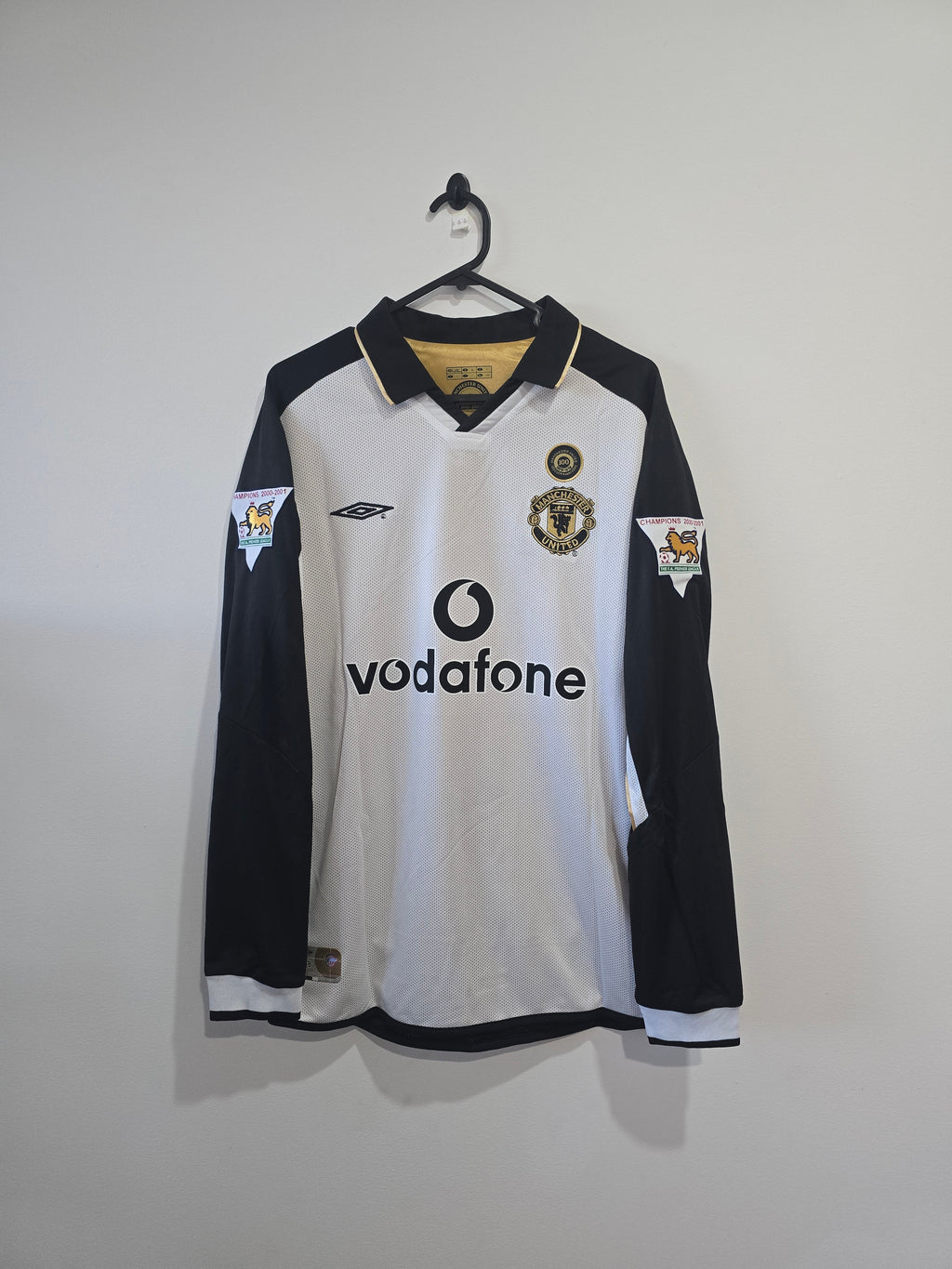 Umbro Manchester United 2001-02 centenary away/third reversible football jersey #7 Beckham