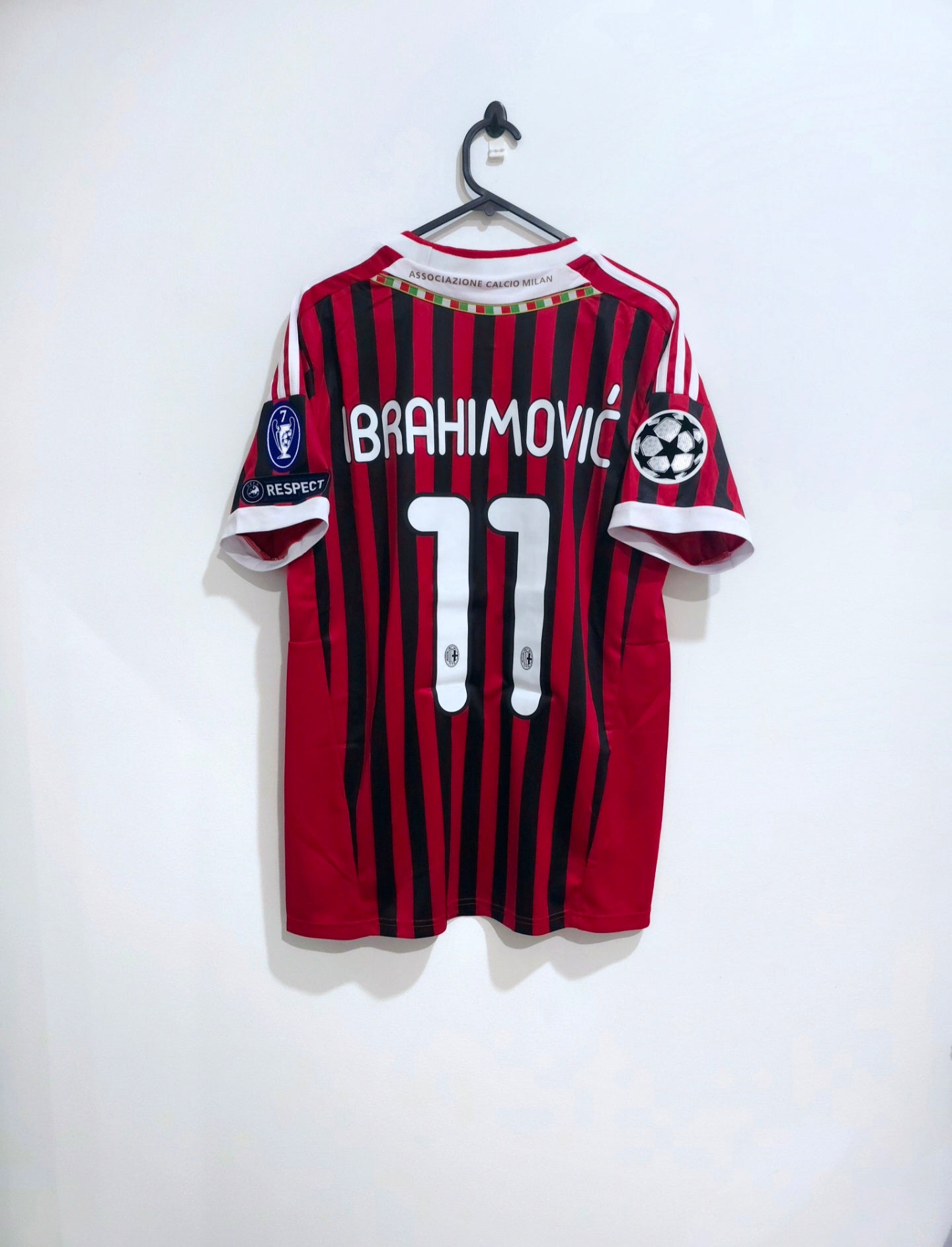 AC Milan 2011/12 Home Jersey #11 Zlatan Ibrahimovic