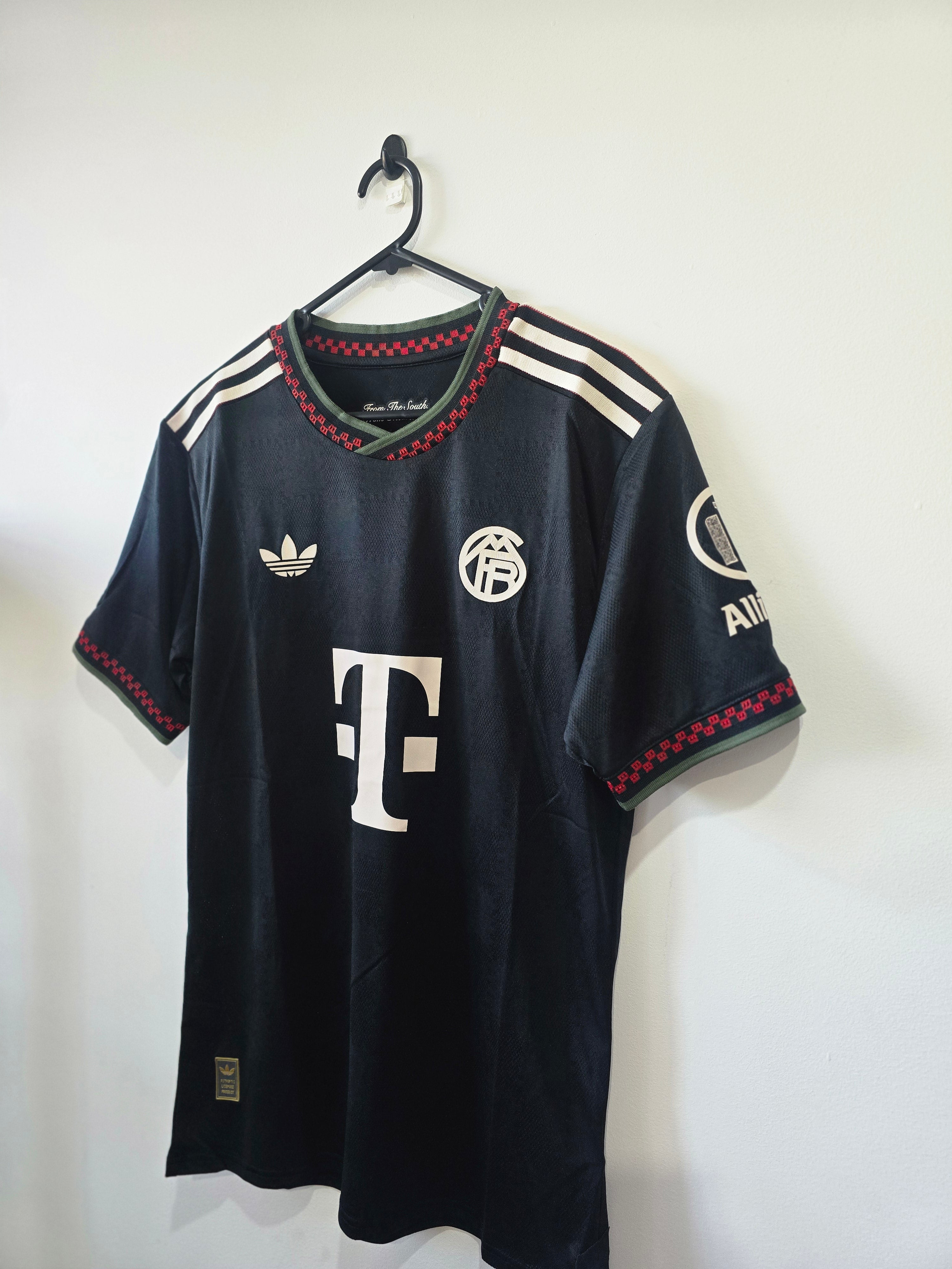 Bayern Munich 2025/26 Third Player Edition