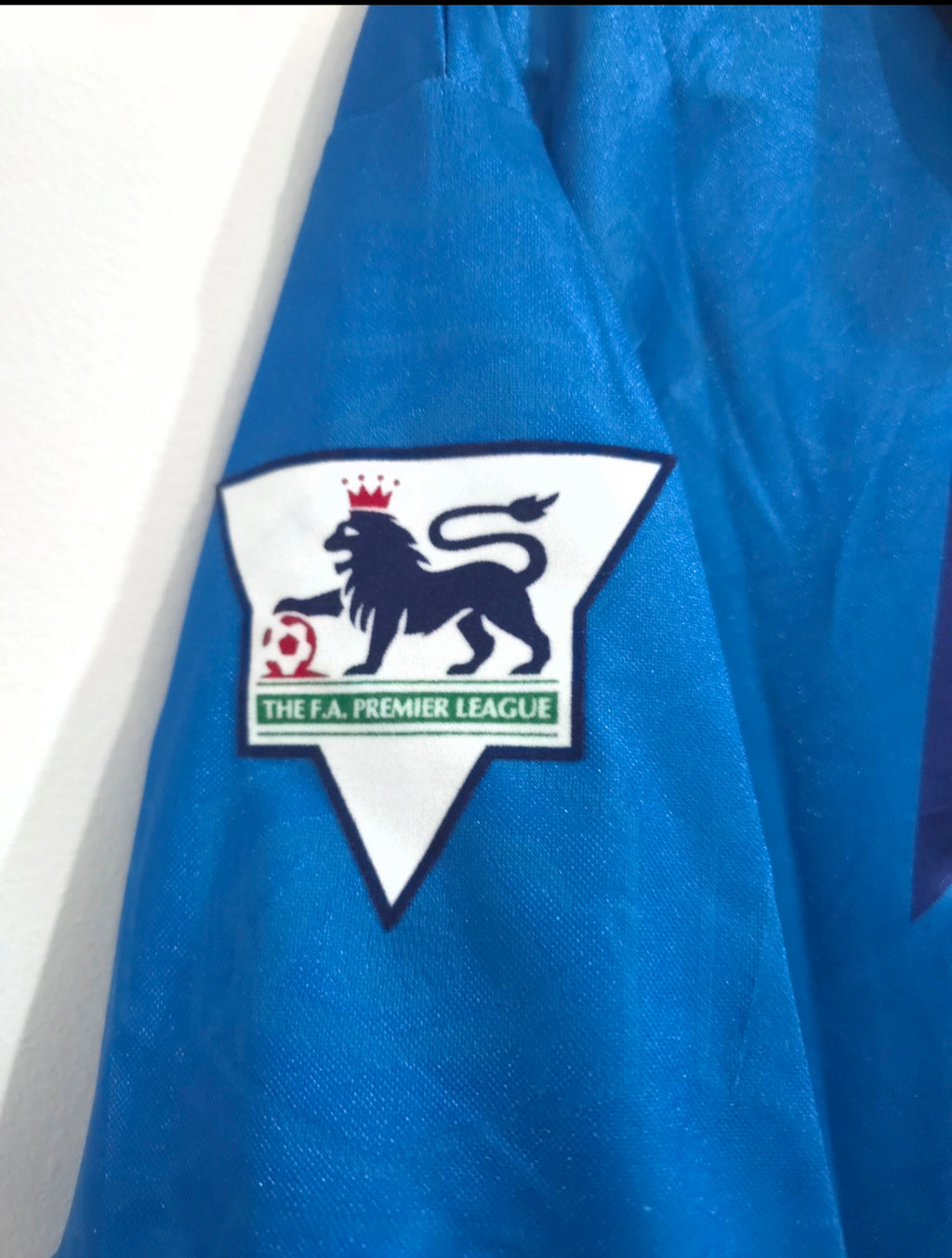 Arsenal Away 1995/96 Retro Jersey #10 Dennis Bergkamp