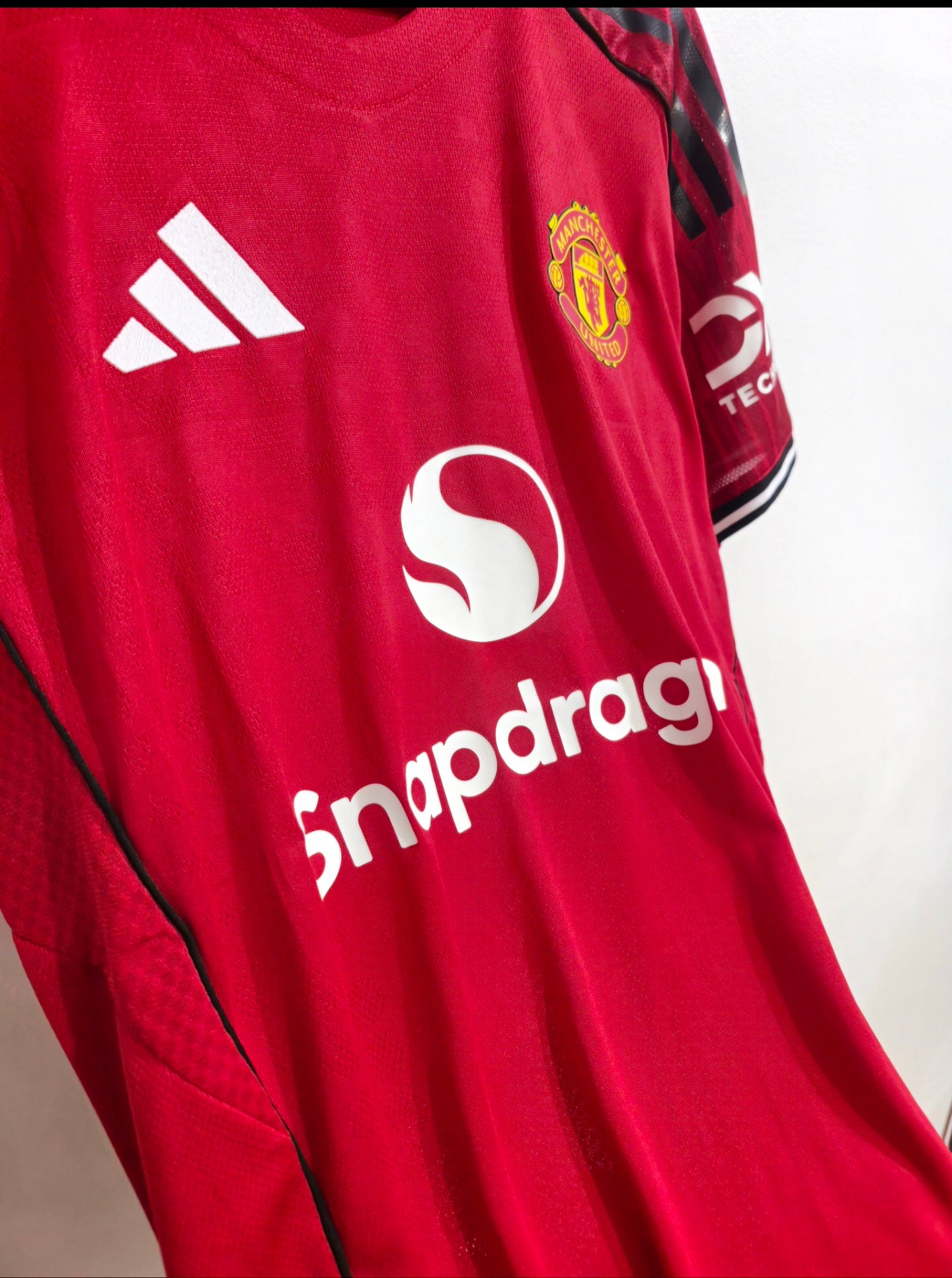 Manchester United Home Jersey 2025/26 player edition