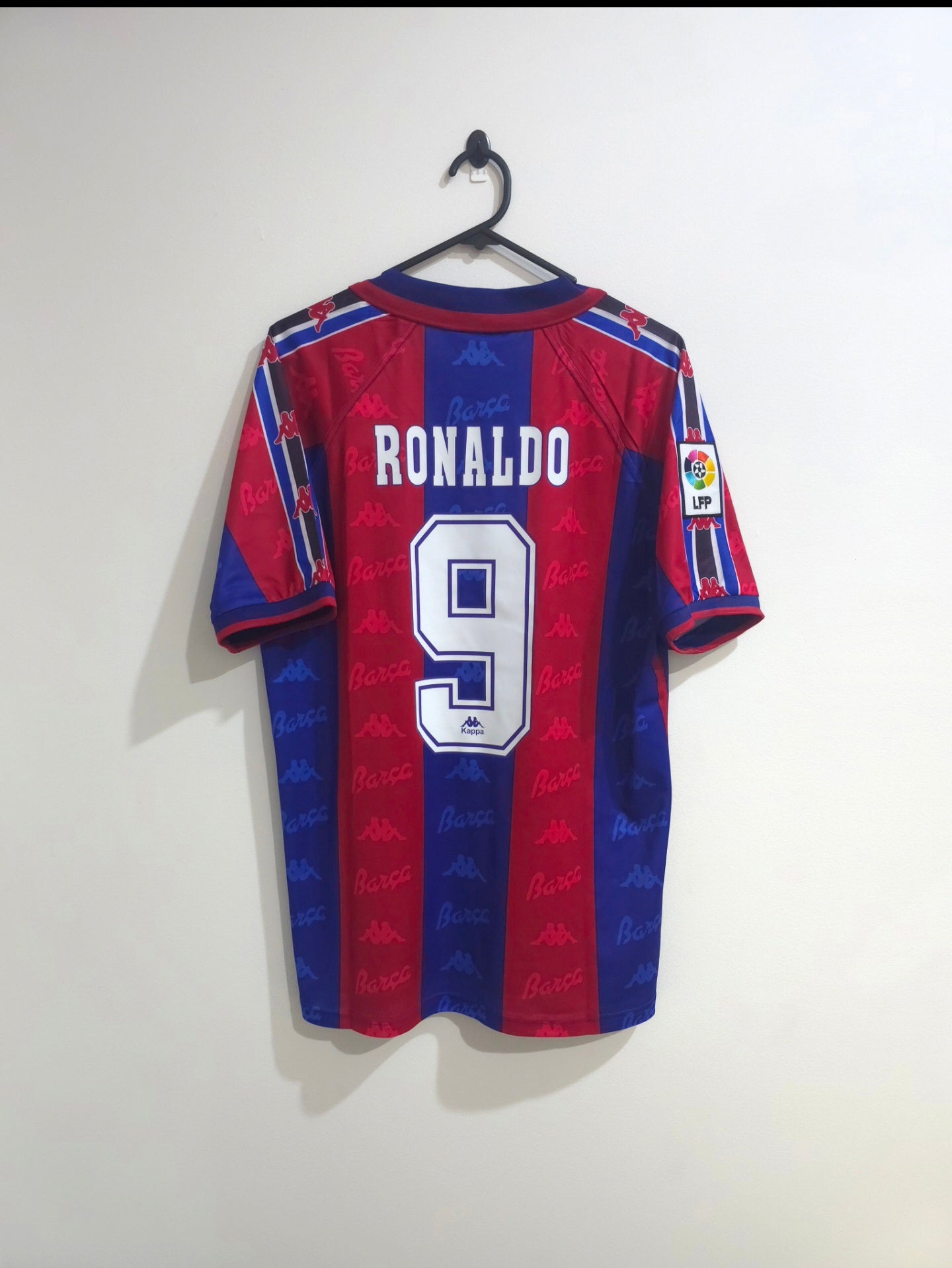 Barcelona Home Jersey 1996/97 #9 Ronaldo Nazario