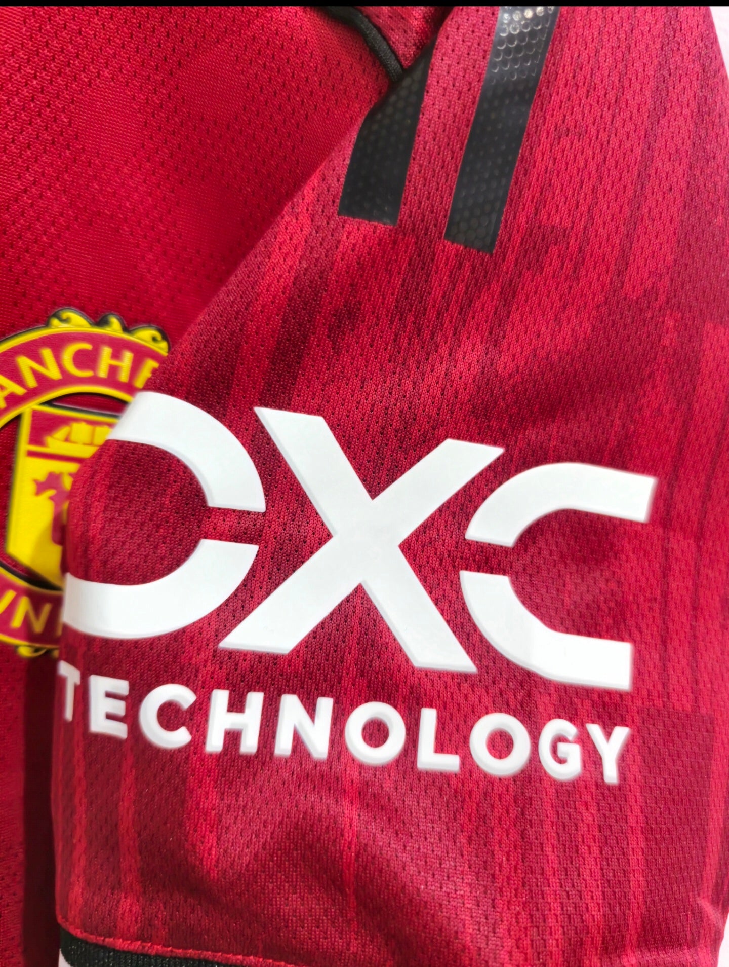 Manchester United Home Jersey 2025/26 player edition