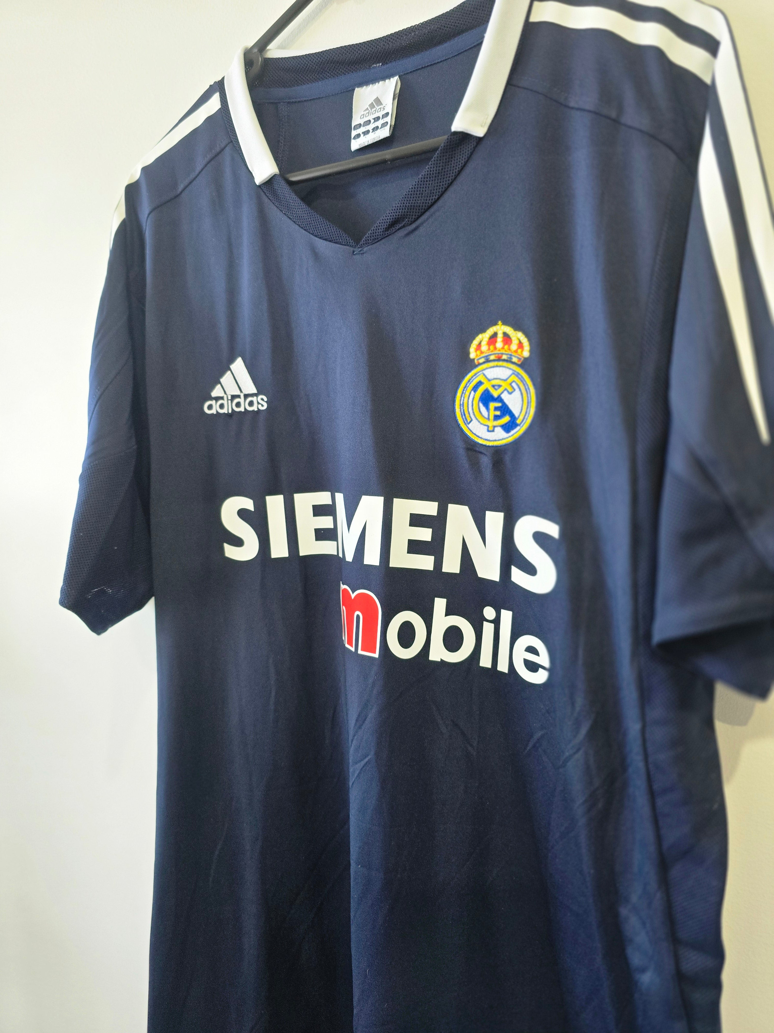 Real Madrid away jersey 2004/05 #9 Ronaldo Nazario