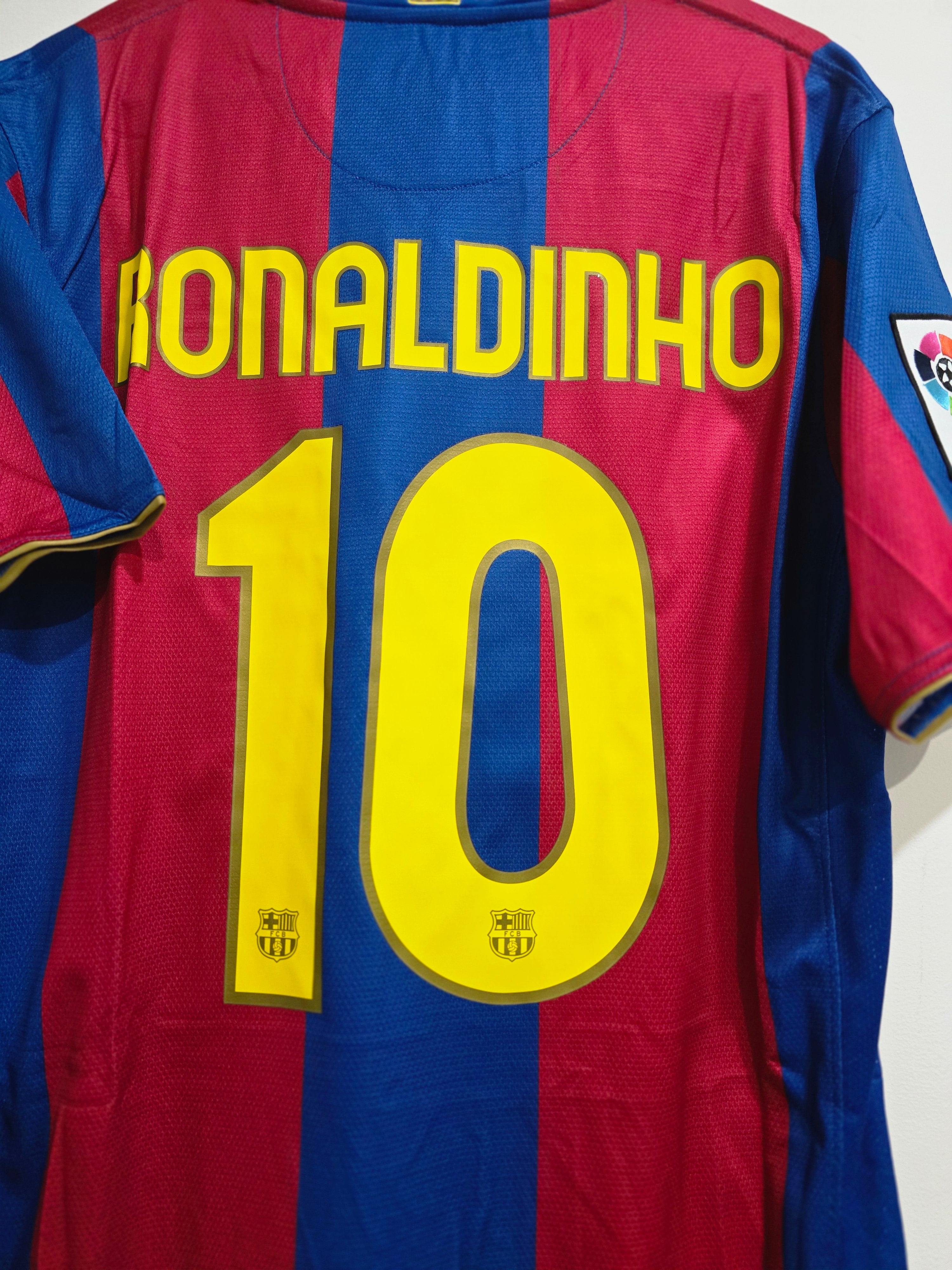 Barcelona 2007/08 Home Retro #10 Ronaldinho