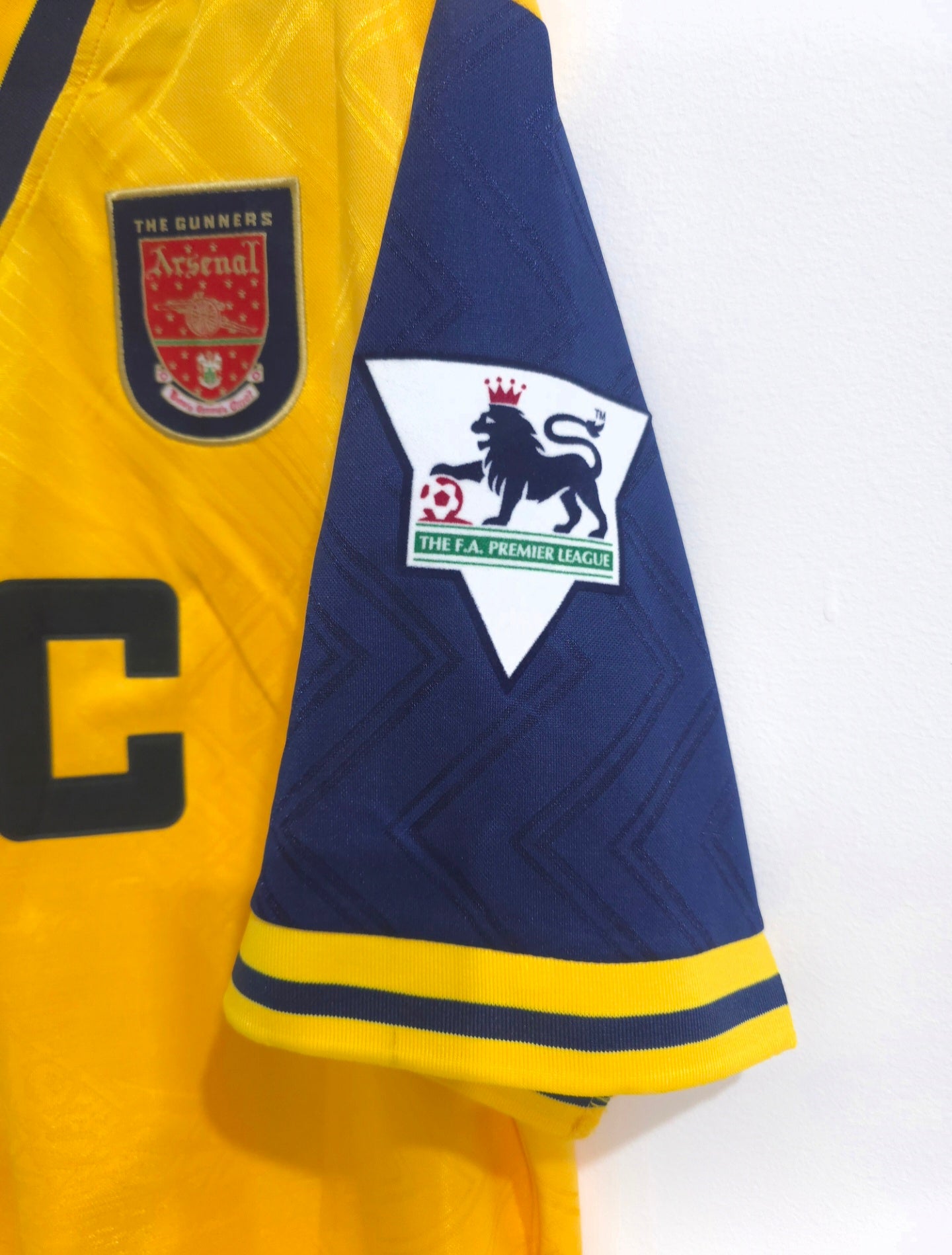 Arsenal 1996 Away Jersey #10 Dennis Bergkamp